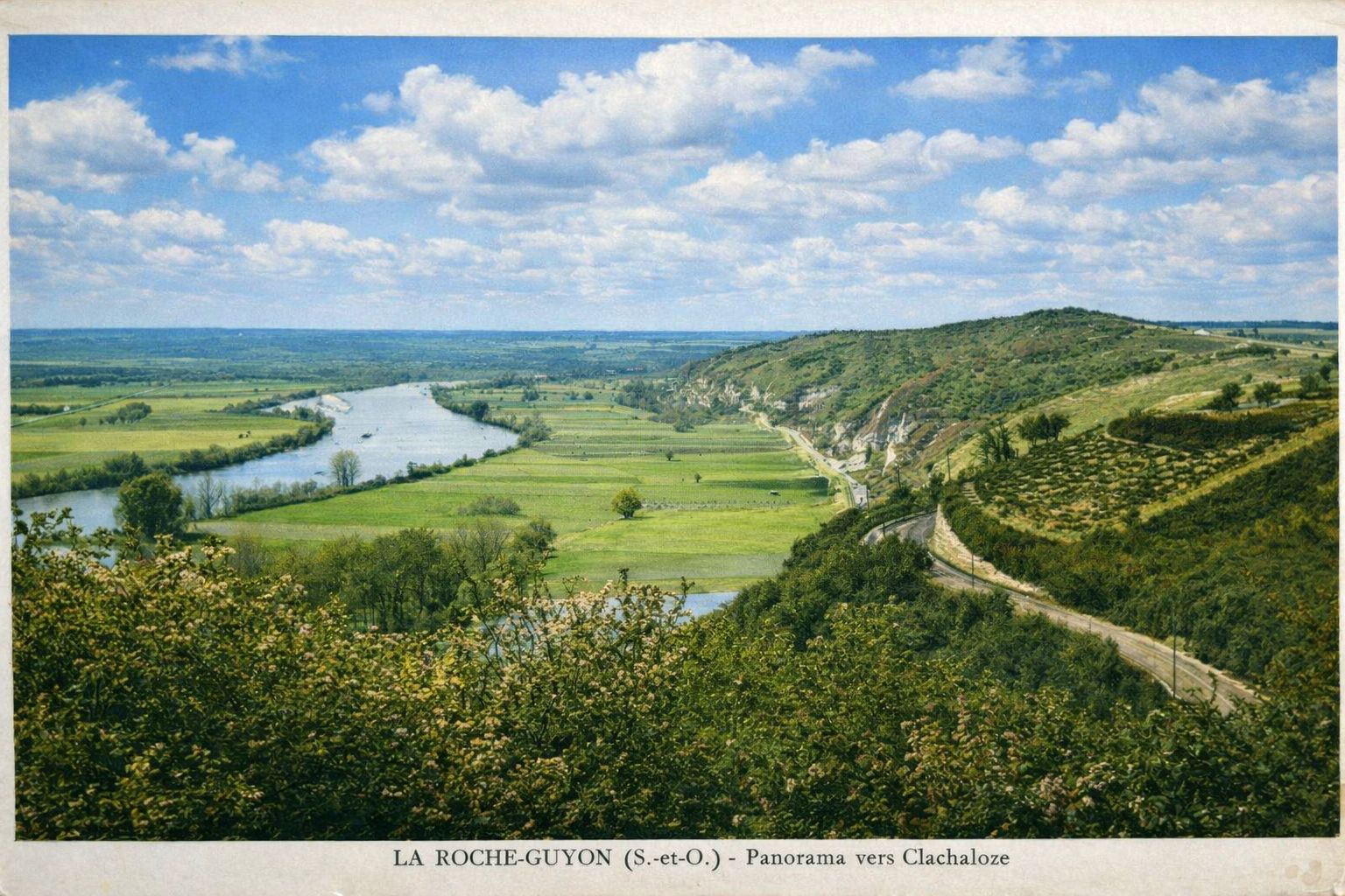 CPA-La-Roche-Guyon-Route-de-Clachaloze-vers1910-colorisee