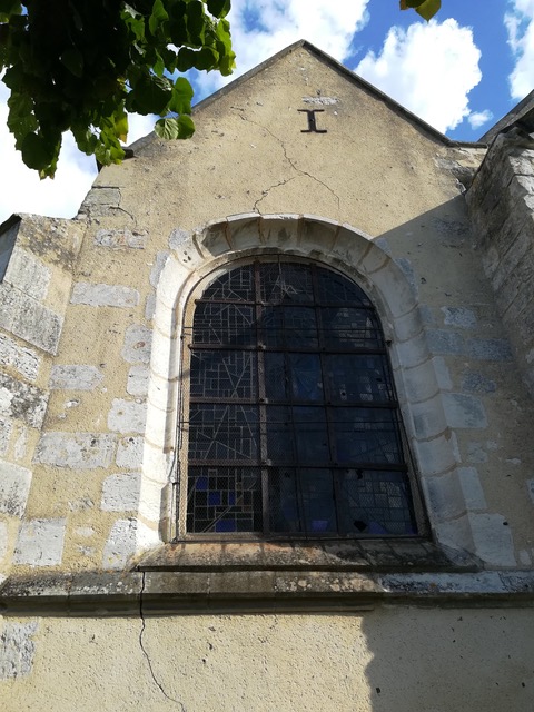 Eglise-gommecourt-vitrail