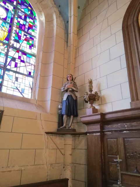 Gommecourt-statue-ste-barbe